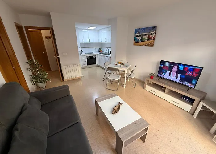 En Centro Junto Al Mercado Con Terraza By Turihome